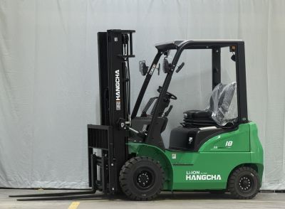 CPD18-XEY2HA-SI LEVER SS 4,8 M TRIPLEX WIDE FRONT TYRES