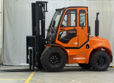 NEW FORKLIFT CPCD35-XW98C-RT4 4,7M TRIPLEX SS LEVER ORANGE ROADKIT HEATER